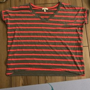 Delias V-Neck Top
